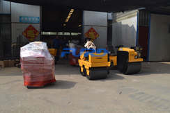 福瑞得機(jī)械手扶雙輪壓路機(jī)，手扶單輪壓路機(jī)，座駕壓路機(jī)及時(shí)包裝發(fā)貨