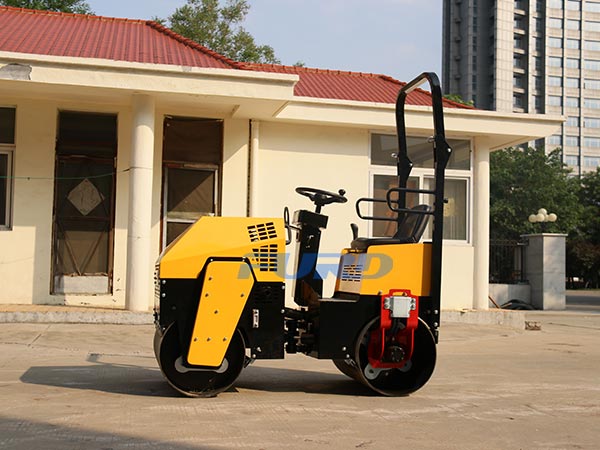 關(guān)于小型壓路機變速箱的保養(yǎng)知識你知道多少？